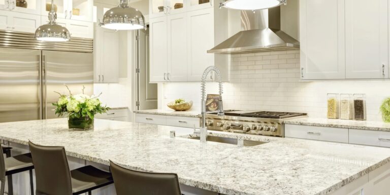 WHAT’S THE DIFFERENCE BETWEEN HONED & POLISHED GRANITE?