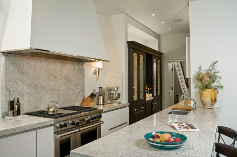How to Match Backsplashes with Countertops in Frisco Kitchens