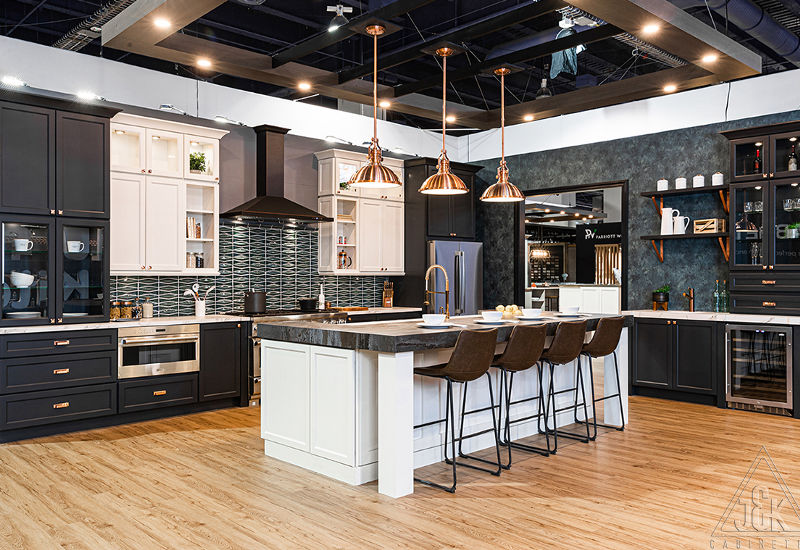 Modern kitchen in Frisco, Texas featuring J&K Cabinets with stylish design and smart storage solutions